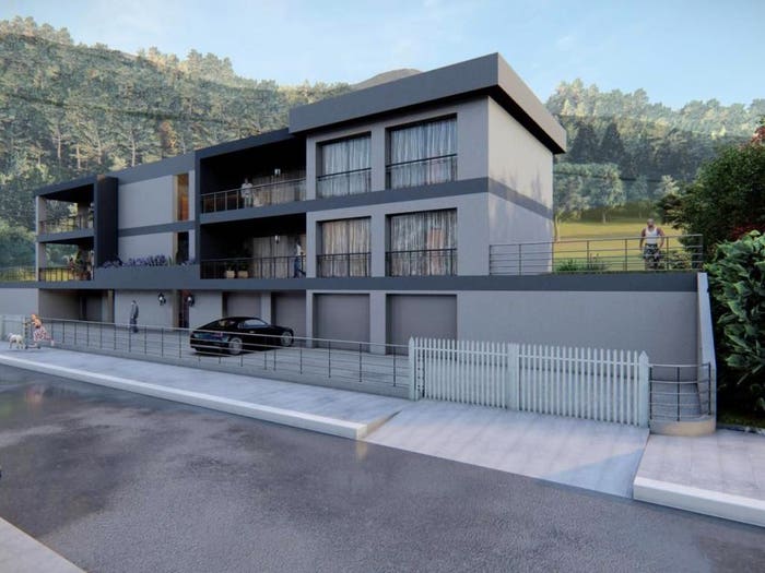 Appartamento quadrilocale in vendita in Via delle Camelie, Centro, Lavena Ponte Tresa