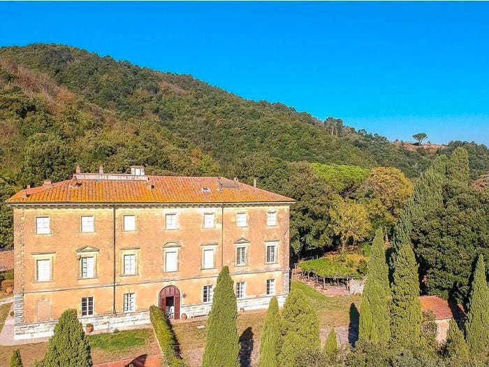 Casa con 6 locali in vendita in via della croce, Sassetta