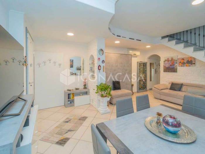 Appartamento trilocale in vendita in Via Sant'Elisabetta, Ravello Villastanza Villapia, Parabiago