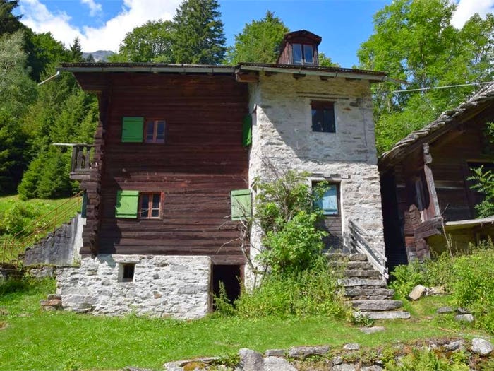 Case in Vendita e in Affitto - 2