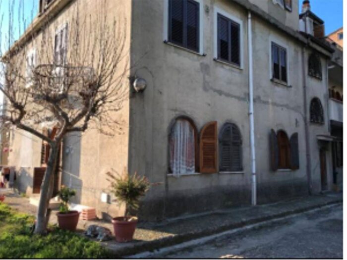 Appartamento quadrilocale in vendita in Via San Rocco, Centro, Rosarno