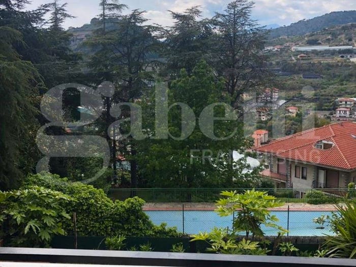 Appartamento con 5 locali in vendita in Strada Sapergo, Due Strade, Bordighera
