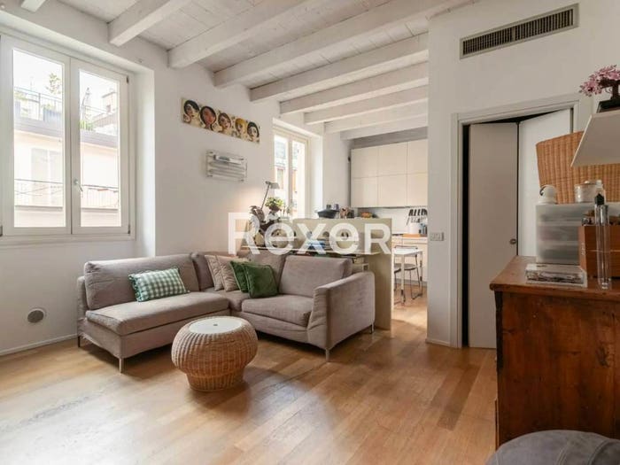 Appartamento trilocale in vendita in Via Cicco Simonetta, Corso Genova, Milano