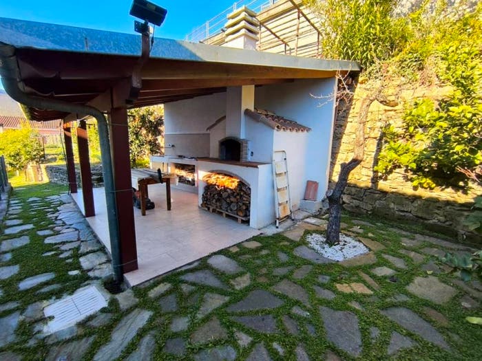 Casa con 6 locali in vendita in Rossi, Stellanello