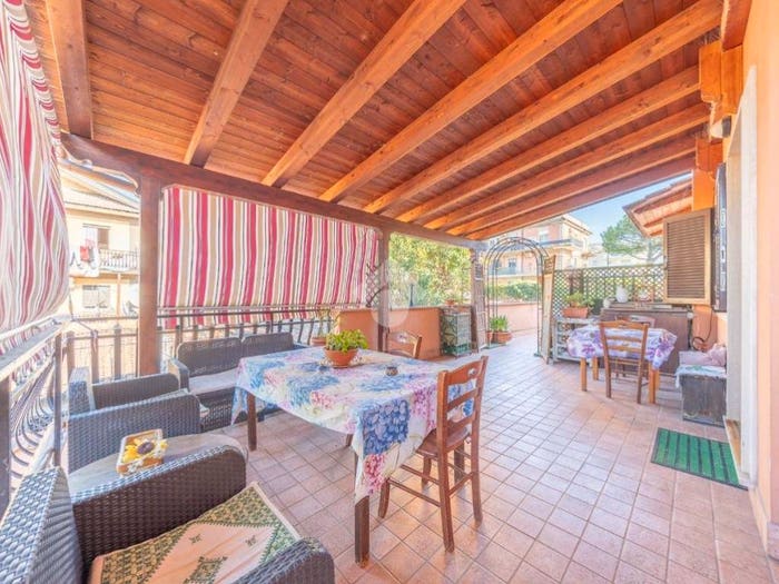 Casa con 5 locali in vendita in Via alia, Rocca Cencia, Roma