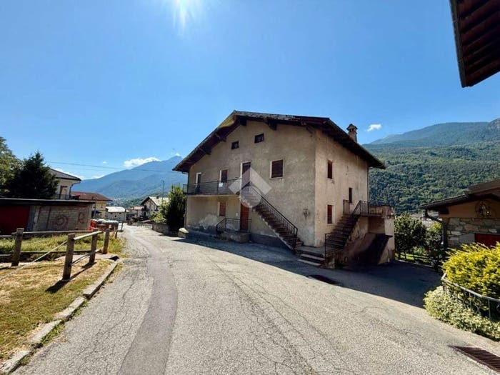 Casa con 5 locali in vendita in Via Martinet, Centro, Nus