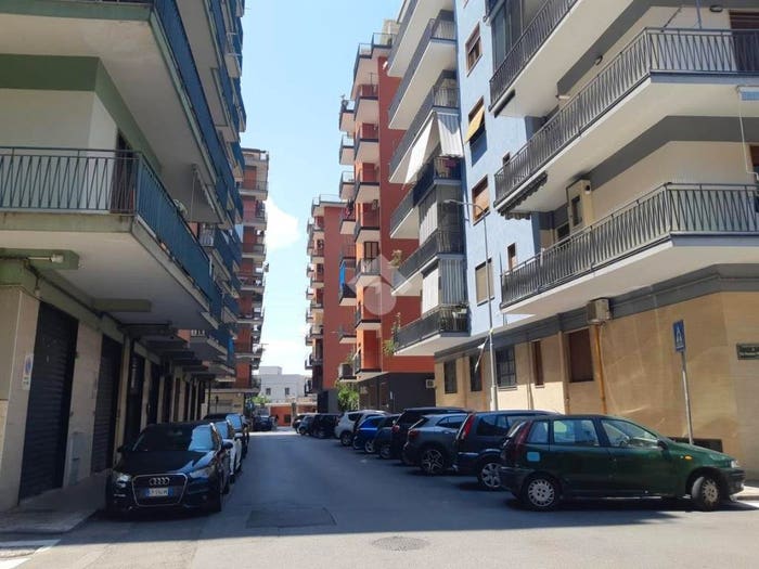 Appartamento con 6 locali in vendita in Via Achille Loria, Nocera Inferiore