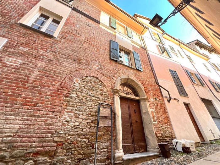 Appartamento monolocale in vendita in Via Giuseppe Bella, Centro, Acqui Terme