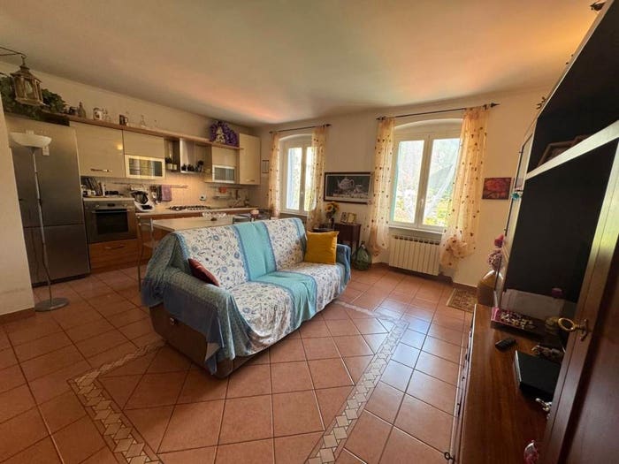 Appartamento quadrilocale in vendita in Via al Castello, Lerca, Cogoleto