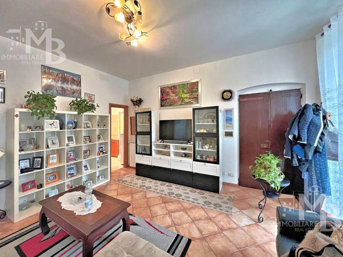 Appartamento quadrilocale in vendita in Via Vittorio Veneto, Centro, Uscio