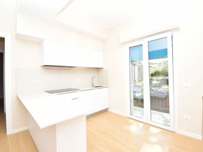 Appartamento quadrilocale in vendita in Via Padre Ignazio da Carrara, Vittoria Apuana, Forte dei Marmi