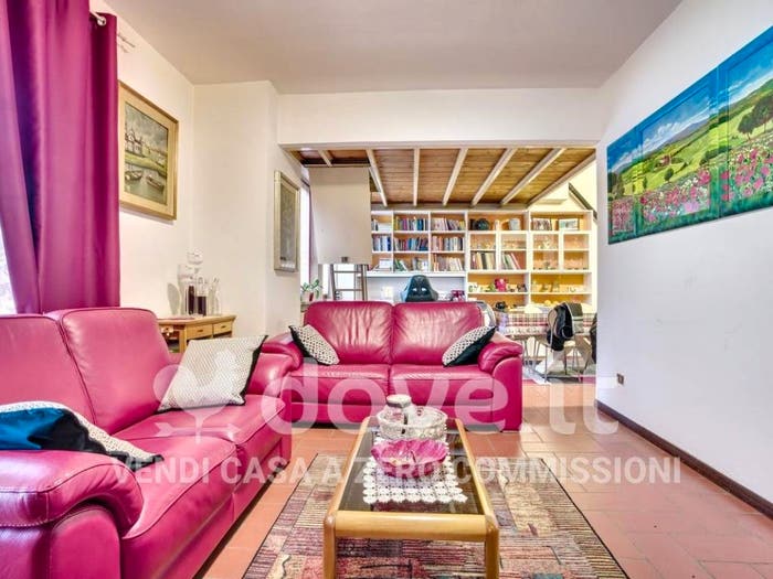 Casa con 6 locali in vendita in Via Verona, Bussolengo