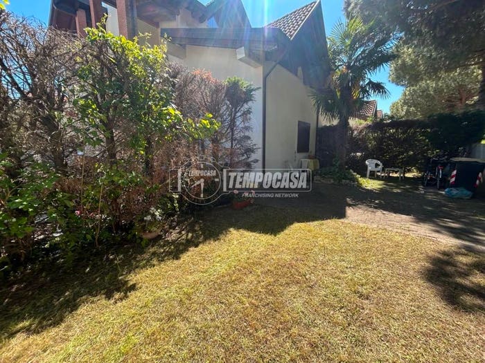 Casa trilocale in vendita in Via Urano, Comacchio Città, Comacchio