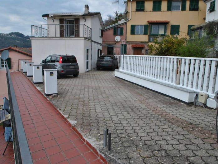 Casa quadrilocale in vendita in Passo Torricella, Salto Chiesa, Avegno
