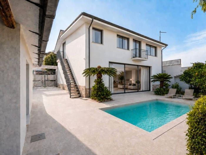 Casa con 6 locali in vendita in Via Battisti, Centro, Capoterra