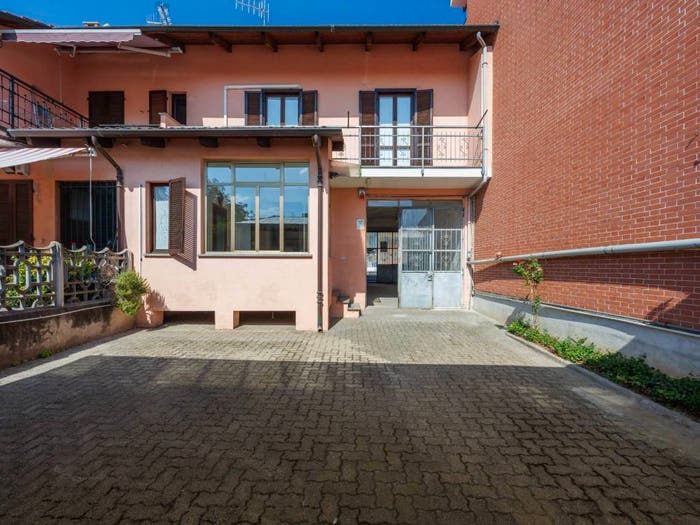 Casa con 5 locali in vendita in Strada Genova, Testona San Michele, Moncalieri