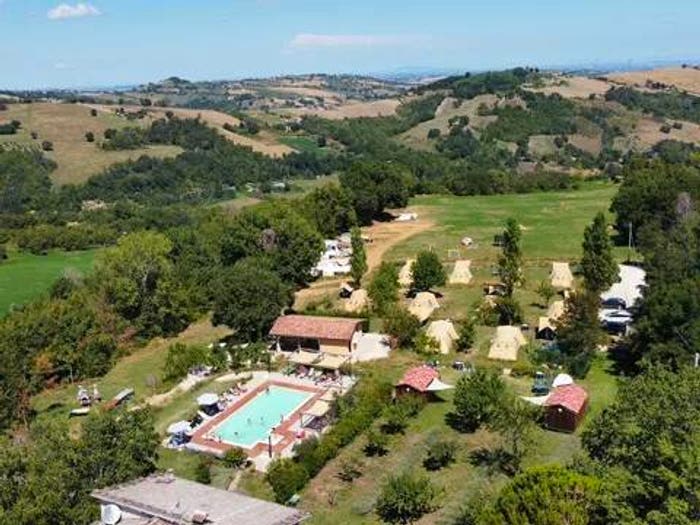 Casa con 6 locali in vendita in Contrada Bartolotti, Gualdo