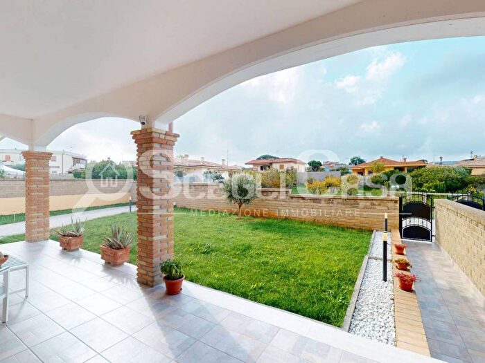 Casa trilocale in vendita in Via dei Mille, Rinascimento, Anzio