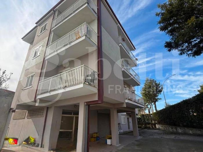 Appartamento con 5 locali in vendita in Via Mantegna, Nicastro Sambiase, Lamezia Terme