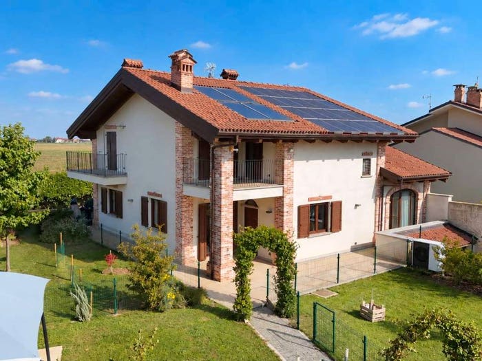 Casa trilocale in vendita in Via Tarantasca, San Barnaba, Busca