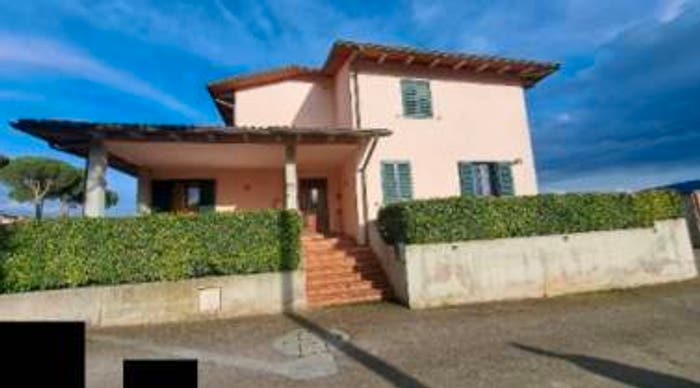 Casa con 6 locali in vendita in Vocabolo Acquaiola, Acquaiola Gratiano, Piegaro