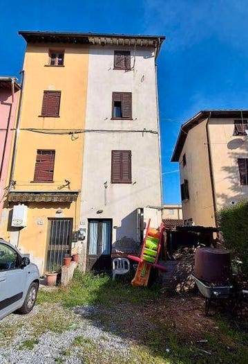 Casa trilocale in vendita in Via Cavalletti, Sant'Anna, Lucca