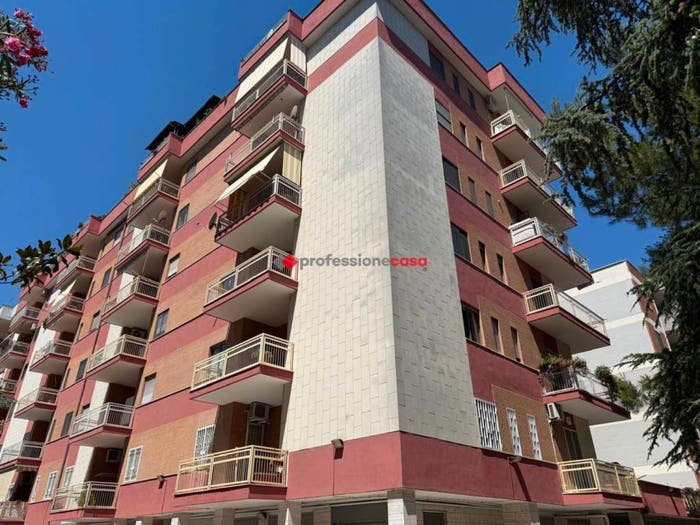 Appartamento trilocale in vendita in via Luigi Rovelli, Comparto Biccari, Foggia