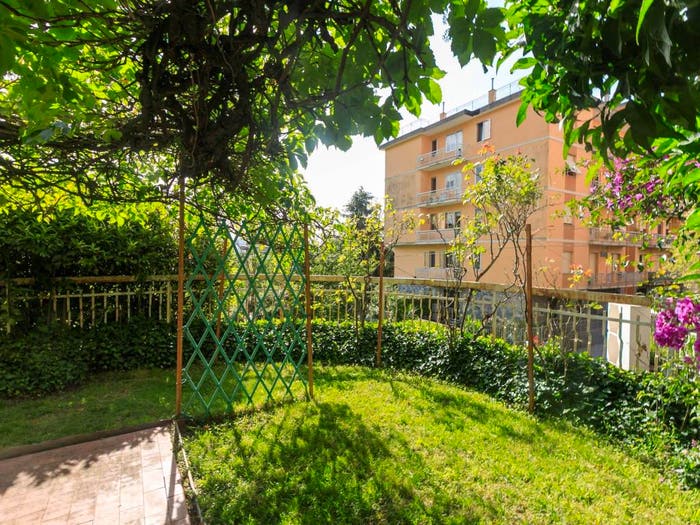 Appartamento quadrilocale in vendita in Salita Cataldi, Sestri Ponente, Genova