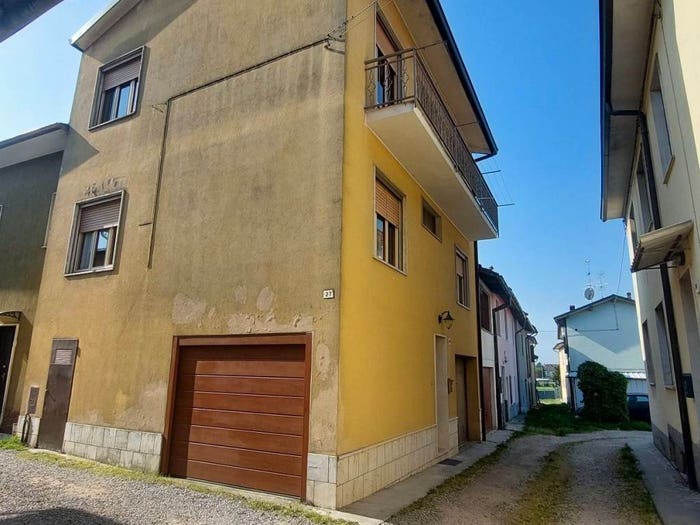Casa quadrilocale in vendita in Via Roma, Centro, Miradolo Terme