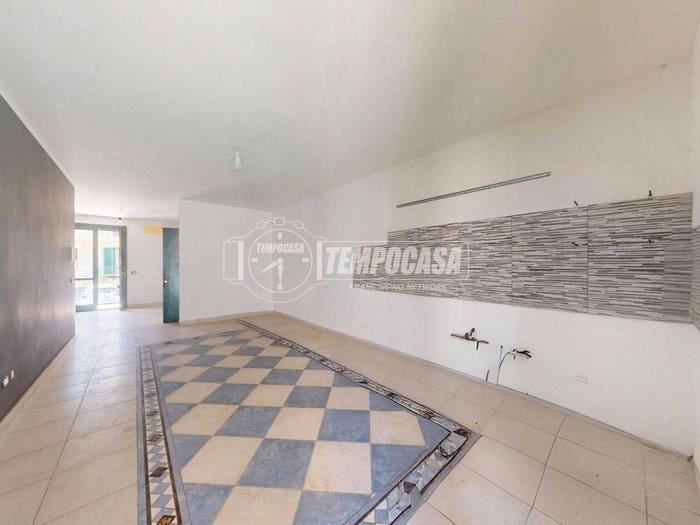 Appartamento quadrilocale in vendita in Via Nino Rollo, Lequile