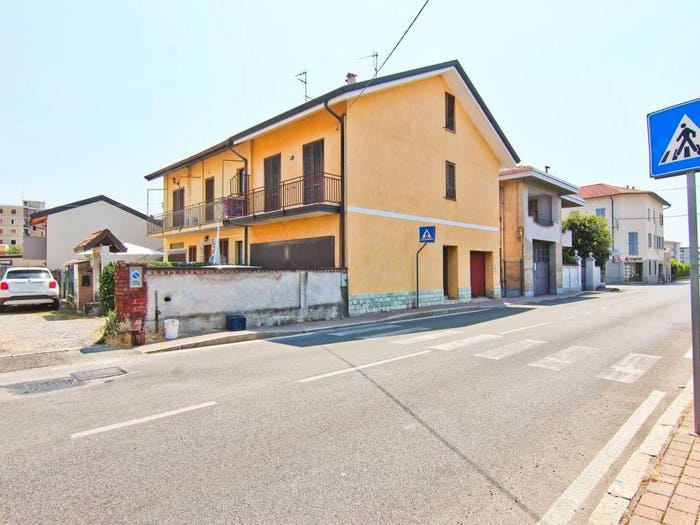 Appartamento trilocale in vendita in Via Cesare Battisti, Centro, Cogliate