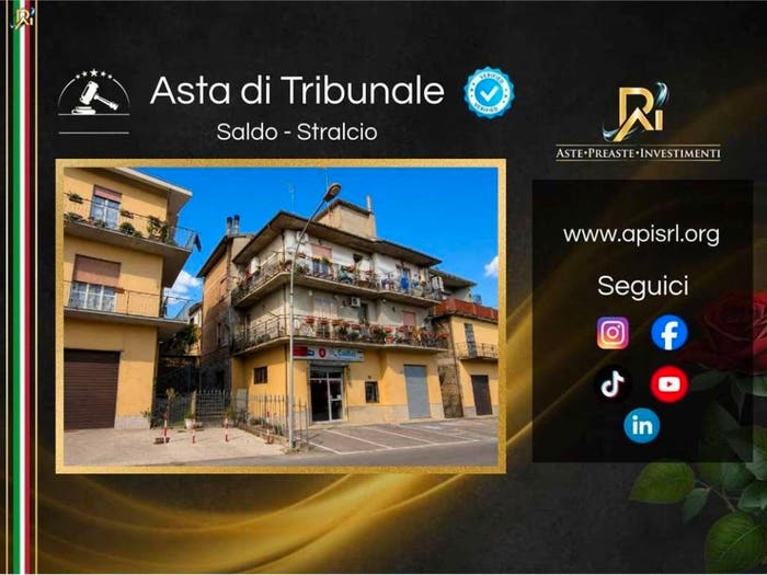 Appartamento quadrilocale in vendita in via Civita Castellana, Centro, Corchiano