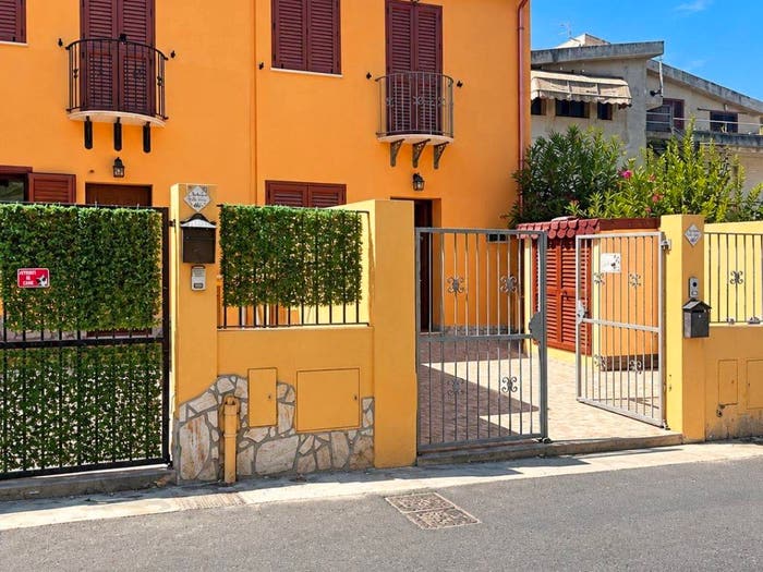 Casa con 5 locali in vendita in Via Giosuè Carducci, Dolianova