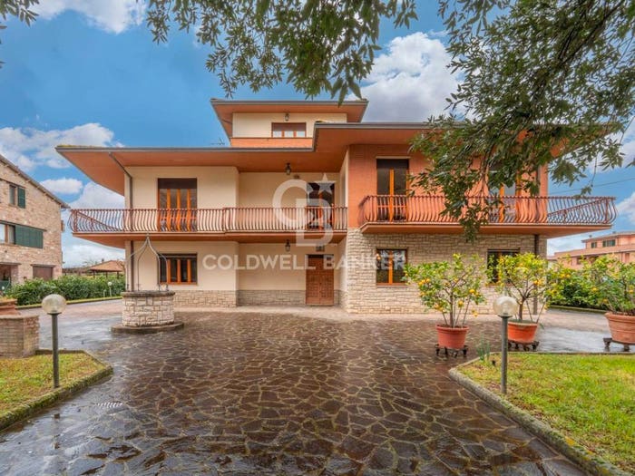 Casa con 6 locali in vendita in Via dei Ranieri, Fanciullata, Deruta