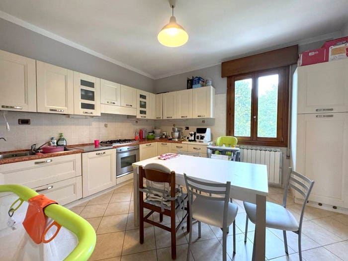 Appartamento con 5 locali in vendita in Via Risorgimento, Centro, Adria