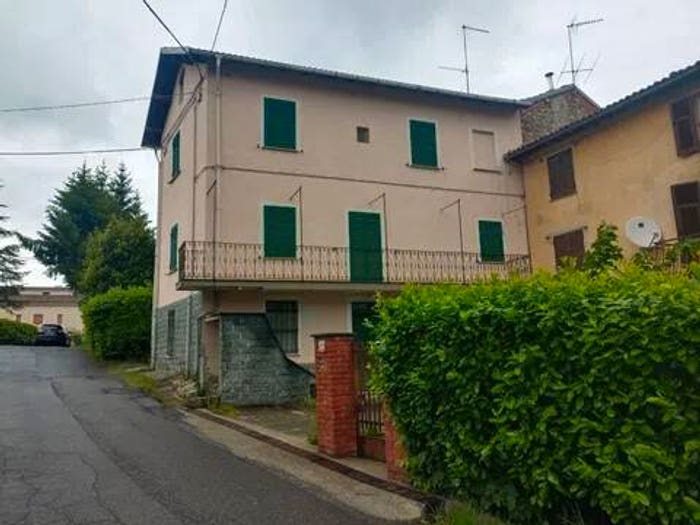 Casa con 5 locali in vendita in Frazione Tramontana No Number, Tramontana, Parodi Ligure