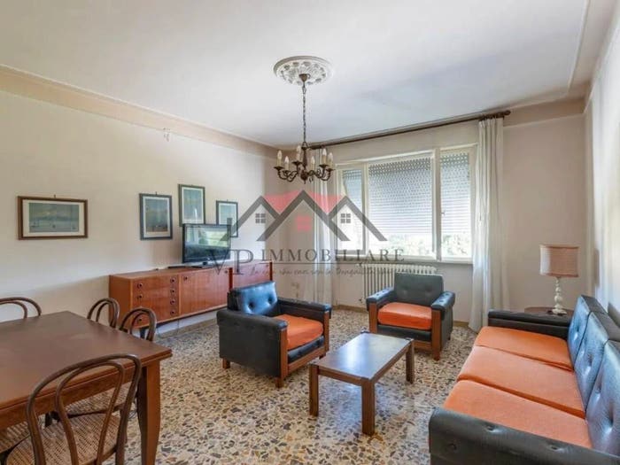 Appartamento quadrilocale in vendita in Via Po, Centro, Pomarance