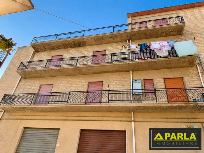 Appartamento quadrilocale in vendita in Via Julia, Canicattì