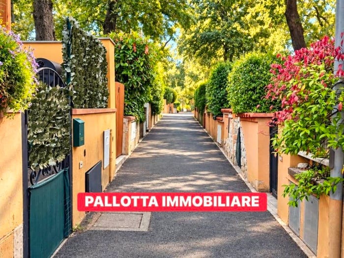 Appartamento bilocale in vendita in Via delle Querce, Centro, Valentano