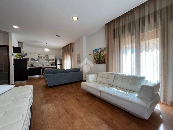 Appartamento quadrilocale in vendita in Via Roma, Centro, Castellammare del Golfo