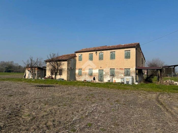 Casa con 6 locali in vendita in Via Comungrande, Cartura