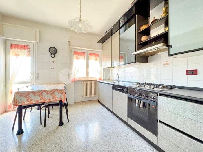 Appartamento quadrilocale in vendita in Via Aurelio Nicolodi, Centro, Matera