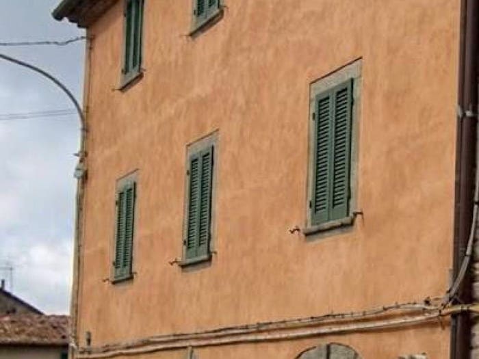 Appartamento con 5 locali in vendita in Via Roma, Petricci, Semproniano