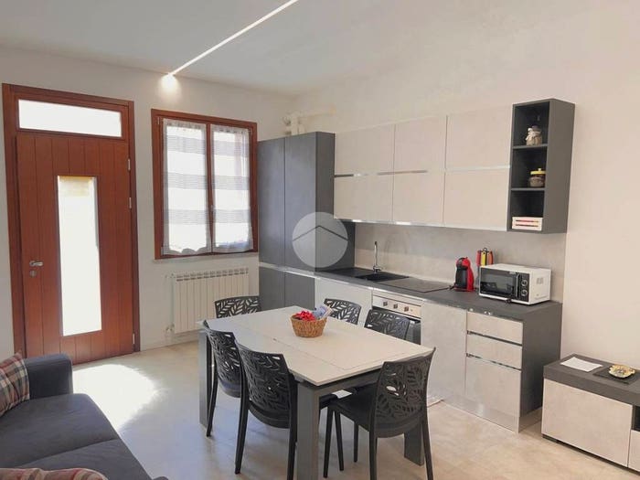 Appartamento trilocale in vendita in Via Santuario della Madonna, Centro, Sonico