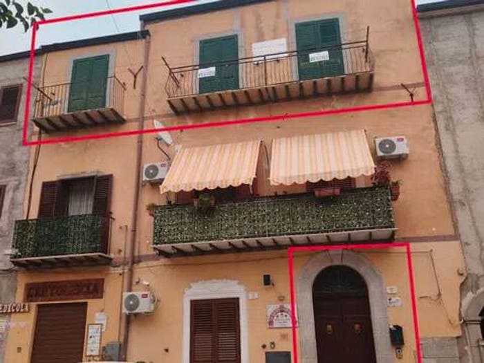 Appartamento con 6 locali in vendita in Via Monsignore San Amato, Cattolica Eraclea
