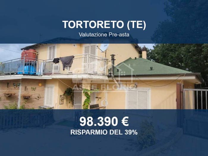 Casa con 6 locali in vendita in Via Santa Caterina, Colle San Giovanni, Tortoreto