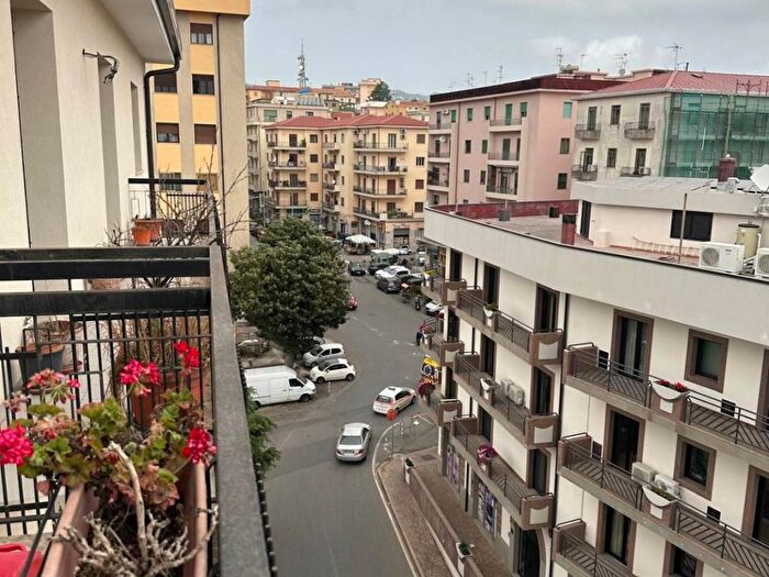 Appartamento quadrilocale in vendita in Via Vinicio Cortese, Stadio Pontepiccolo, Catanzaro