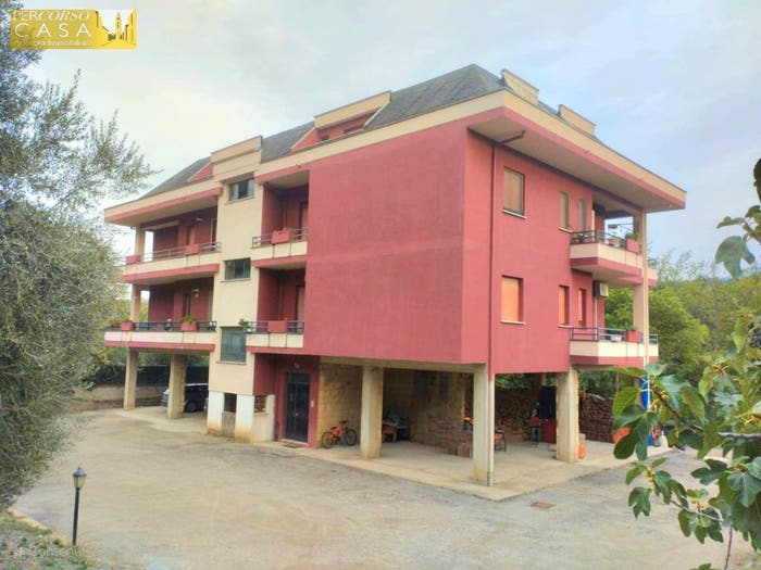 Appartamento con 6 locali in vendita in Cda San Giusto, Centro, Montorio al Vomano