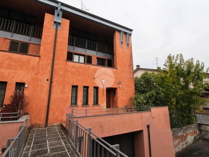 Casa quadrilocale in vendita in Via G Menconi, Pilastro, Langhirano