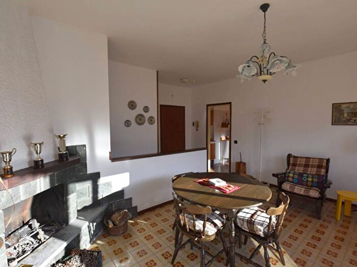 Appartamento trilocale in vendita in Via Privata Coldognetta, Barzio